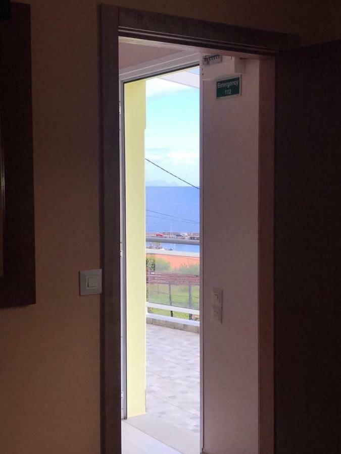 House On The Beach Машіку Екстер'єр фото